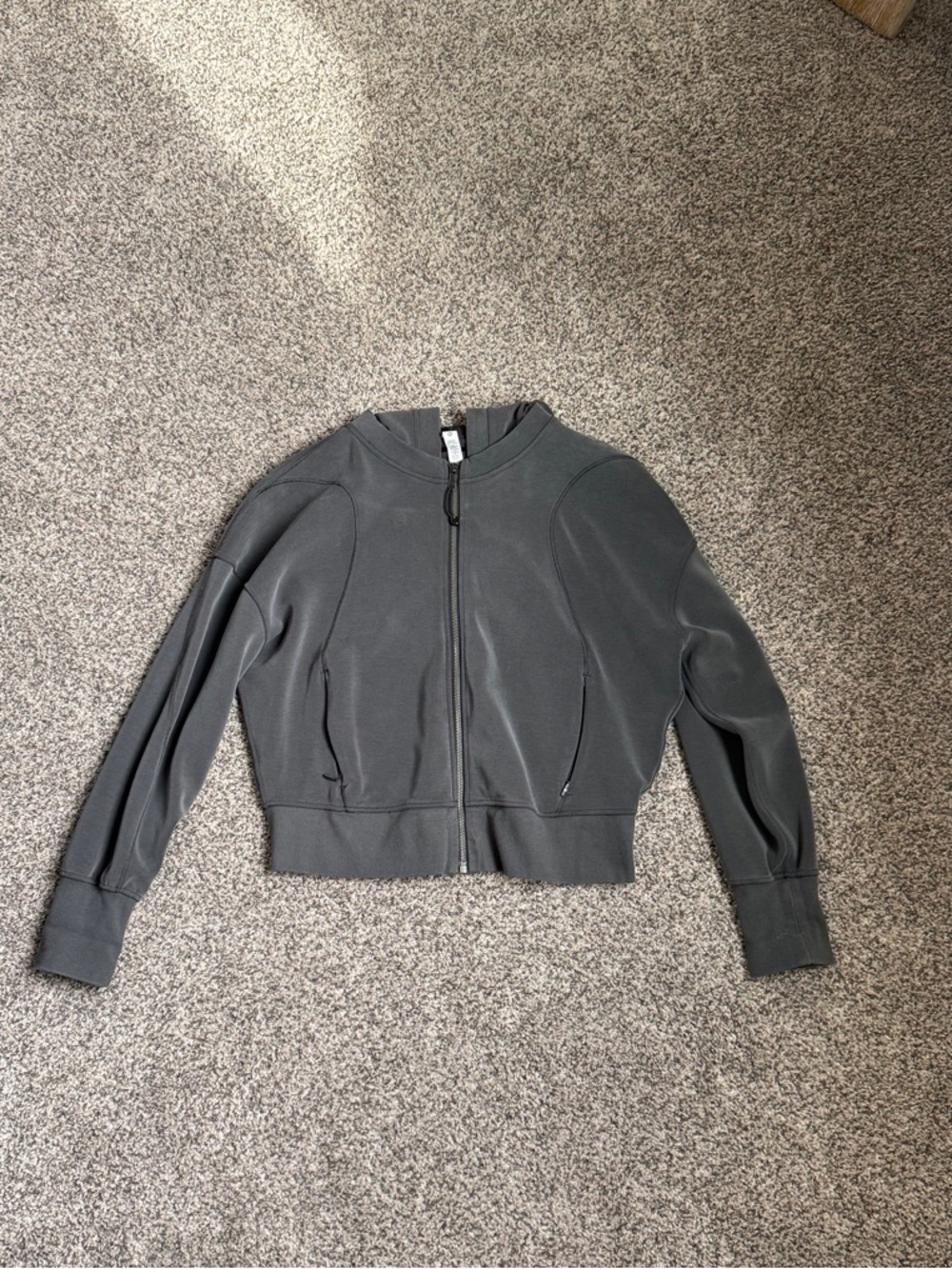 Women’s Lululemon Cropped Zip Up